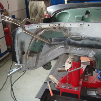 Restaurierung von Mercedes Benz Heckflossen (W108 - W111)